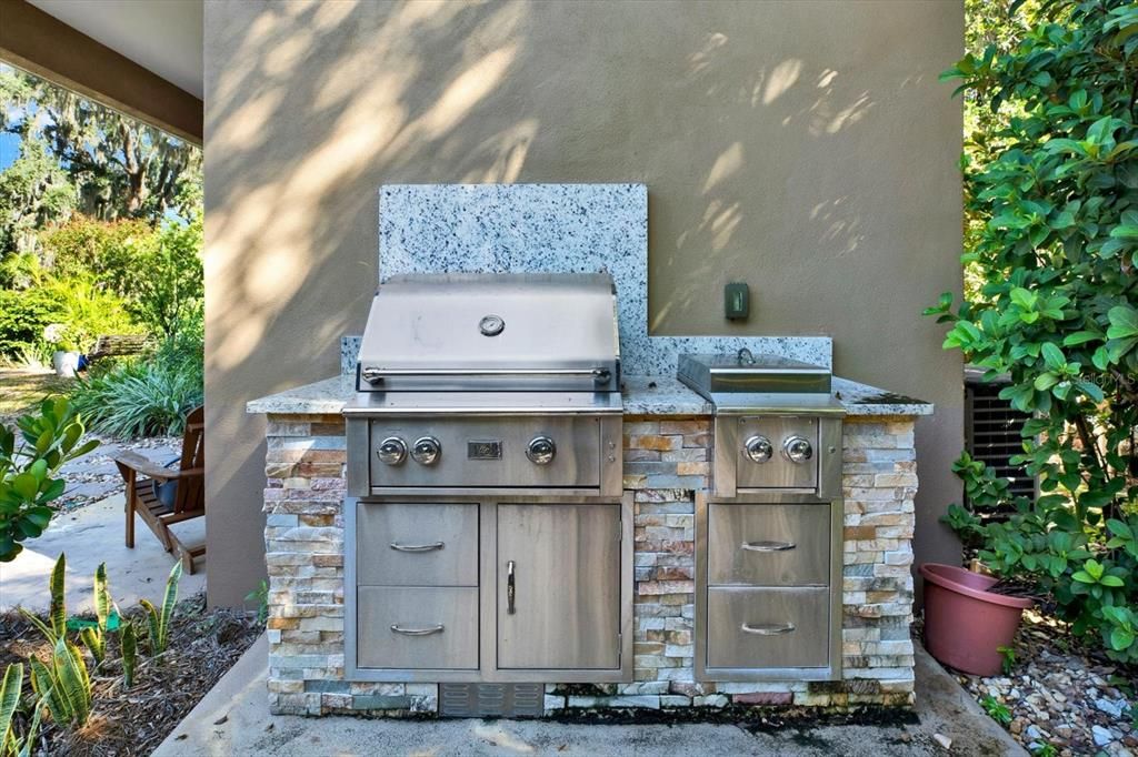 En Venta: $720,000 (4 camas, 3 baños, 3000 Pies cuadrados)