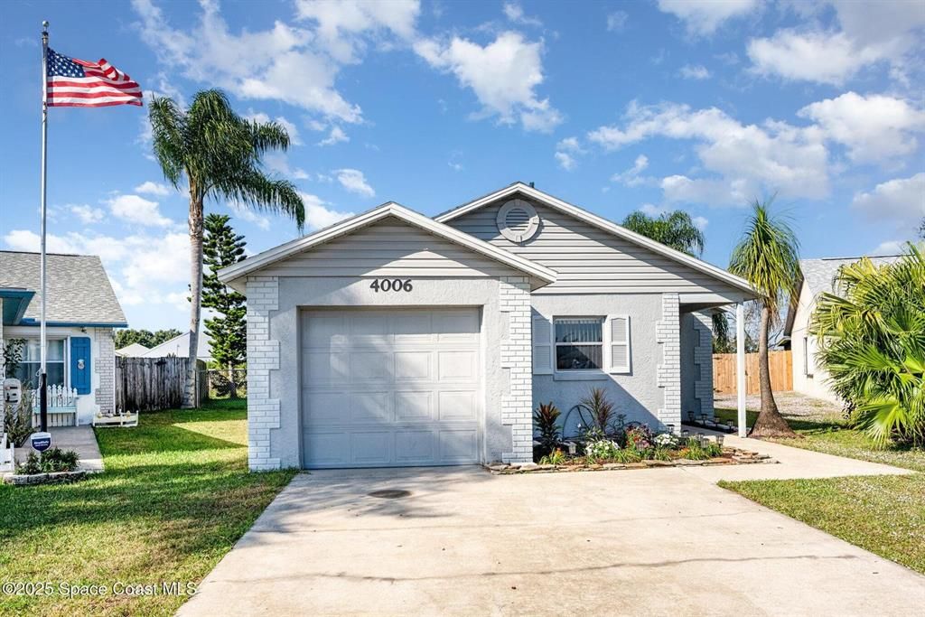 For Sale: $289,900 (3 beds, 2 baths, 1164 Square Feet)