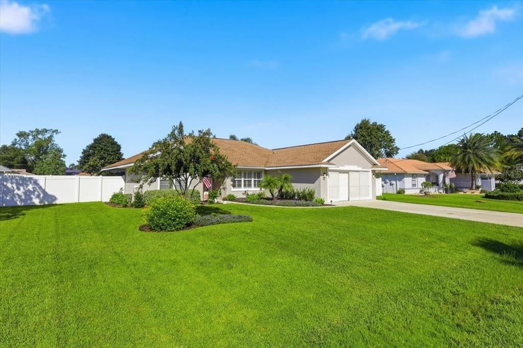 For Sale: $325,000 (3 beds, 2 baths, 1659 Square Feet)