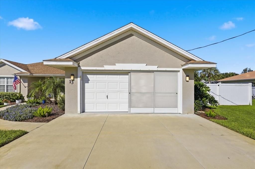 For Sale: $325,000 (3 beds, 2 baths, 1659 Square Feet)