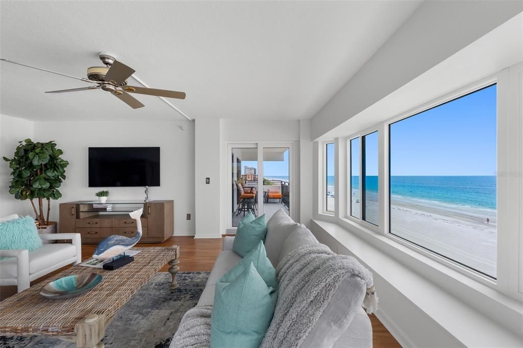 For Sale: $1,149,000 (2 beds, 2 baths, 1420 Square Feet)