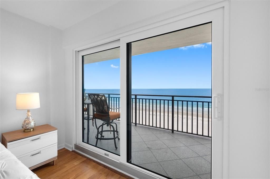For Sale: $1,149,000 (2 beds, 2 baths, 1420 Square Feet)