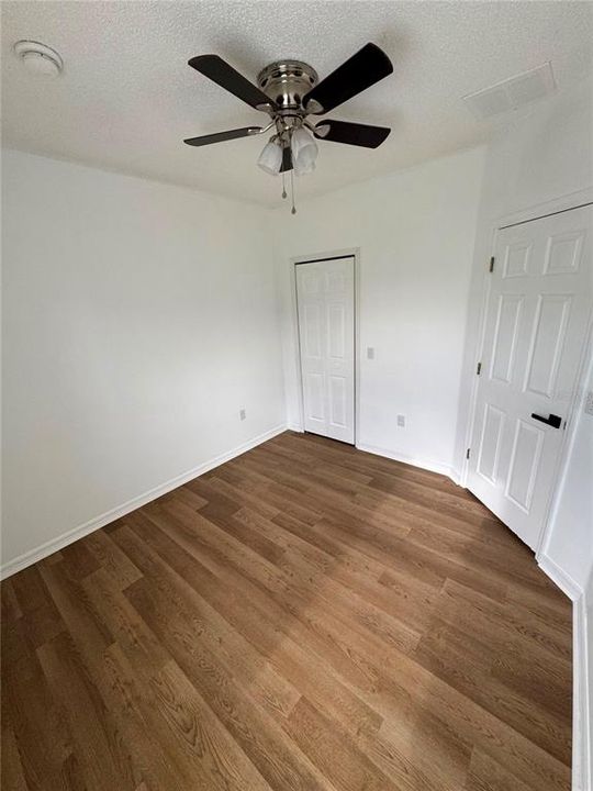 For Rent: $1,900 (3 beds, 2 baths, 1474 Square Feet)