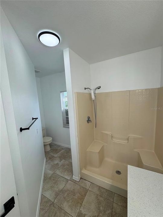 For Rent: $1,900 (3 beds, 2 baths, 1474 Square Feet)