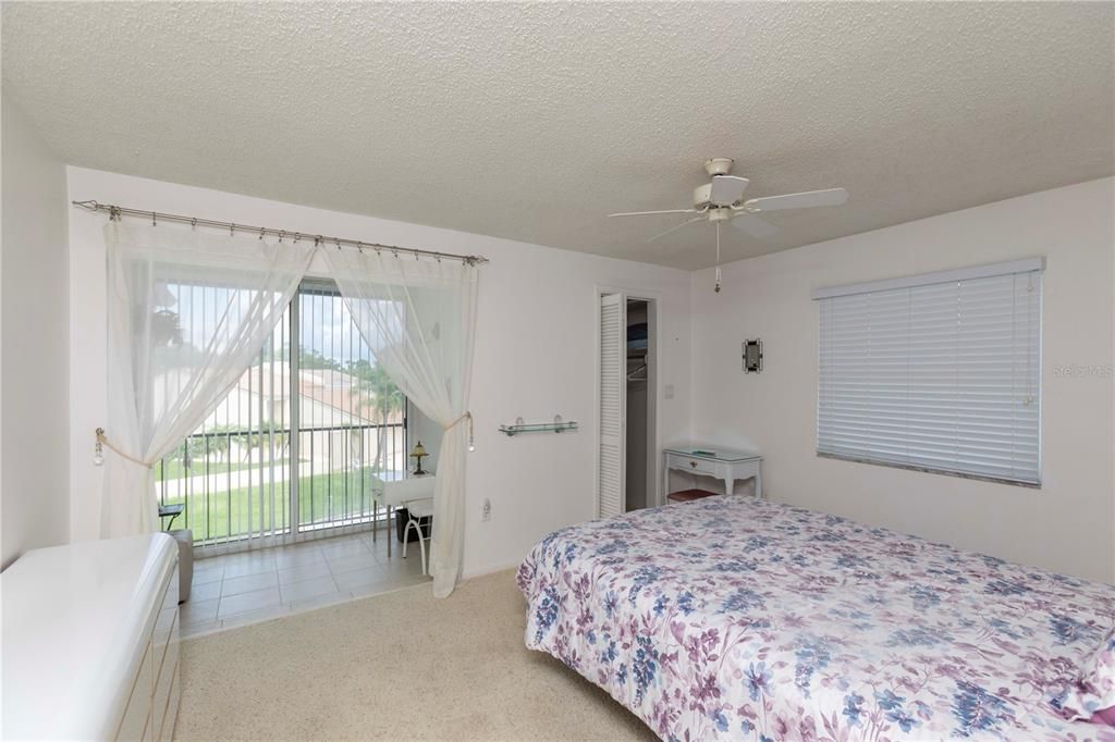 For Sale: $119,000 (2 beds, 1 baths, 1550 Square Feet)