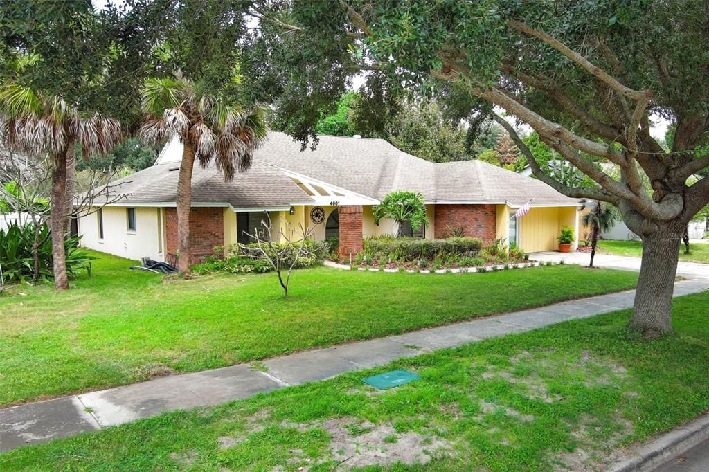 For Sale: $525,000 (4 beds, 2 baths, 2632 Square Feet)