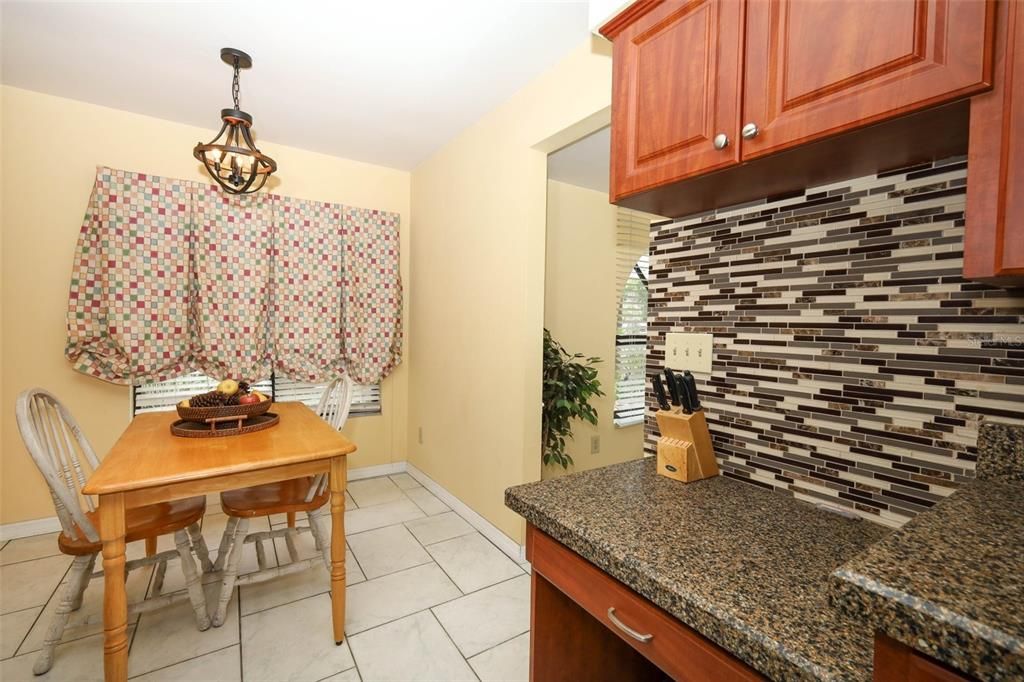 For Sale: $525,000 (4 beds, 2 baths, 2632 Square Feet)