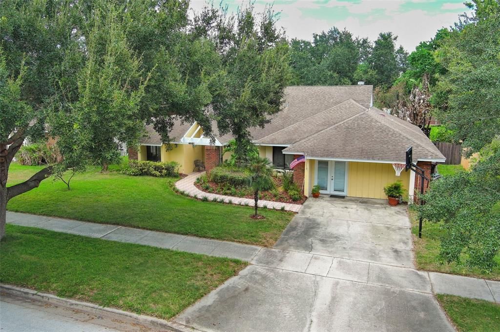 For Sale: $525,000 (4 beds, 2 baths, 2632 Square Feet)