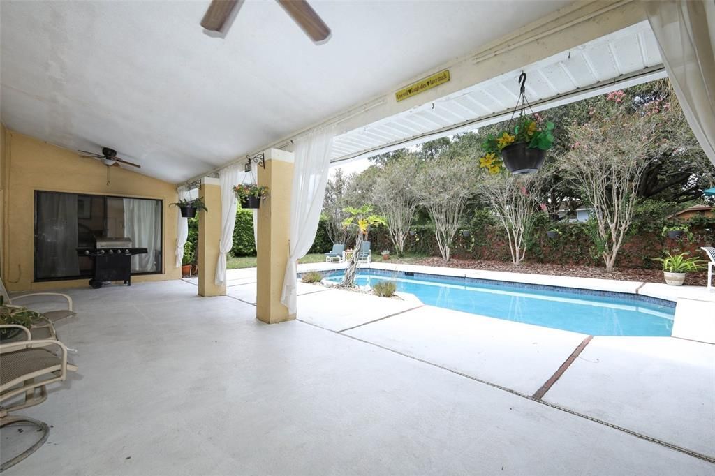 For Sale: $525,000 (4 beds, 2 baths, 2632 Square Feet)