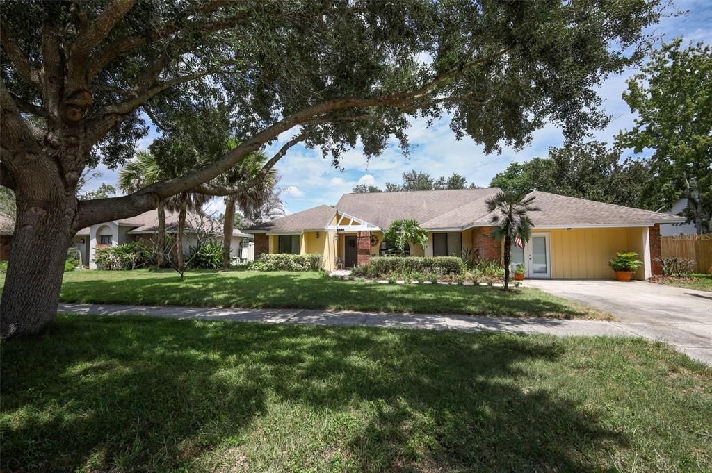 For Sale: $525,000 (4 beds, 2 baths, 2632 Square Feet)
