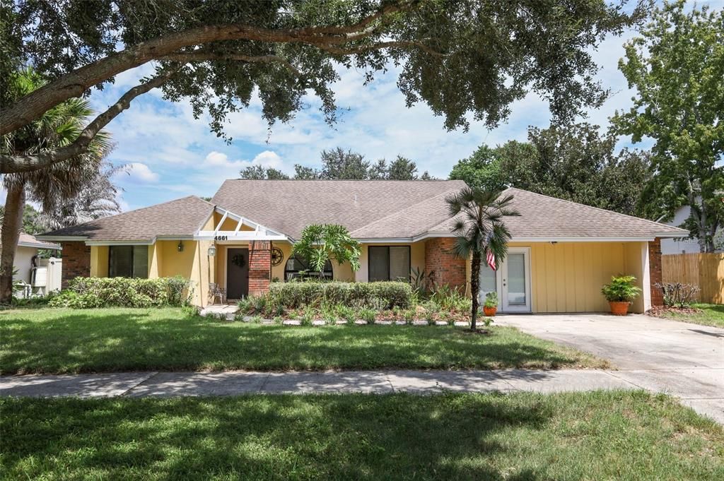 For Sale: $525,000 (4 beds, 2 baths, 2632 Square Feet)