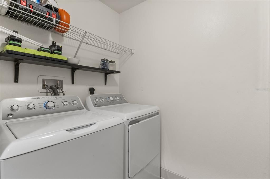 For Rent: $3,200 (3 beds, 2 baths, 1751 Square Feet)