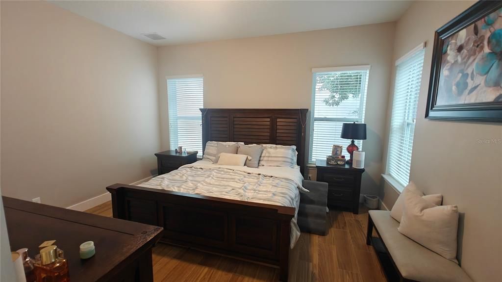 For Rent: $3,399 (4 beds, 3 baths, 2054 Square Feet)