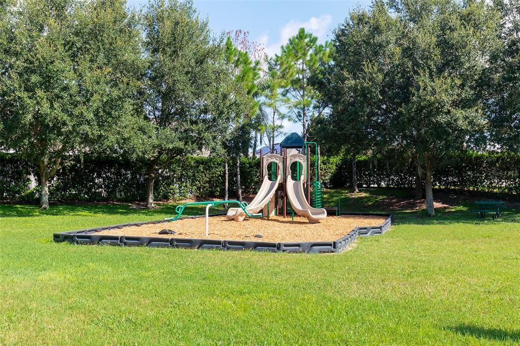 En Venta: $479,000 (4 camas, 3 baños, 2747 Pies cuadrados)