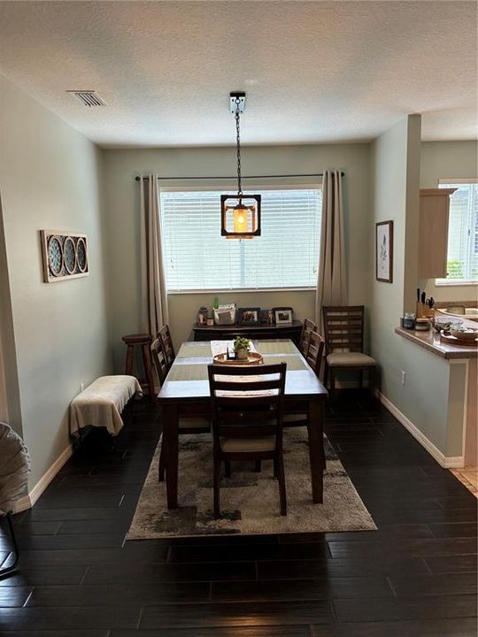 For Sale: $329,900 (2 beds, 2 baths, 1551 Square Feet)
