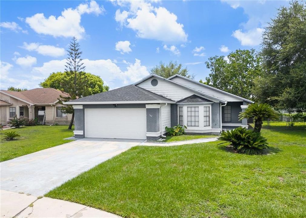For Sale: $362,000 (3 beds, 2 baths, 1462 Square Feet)