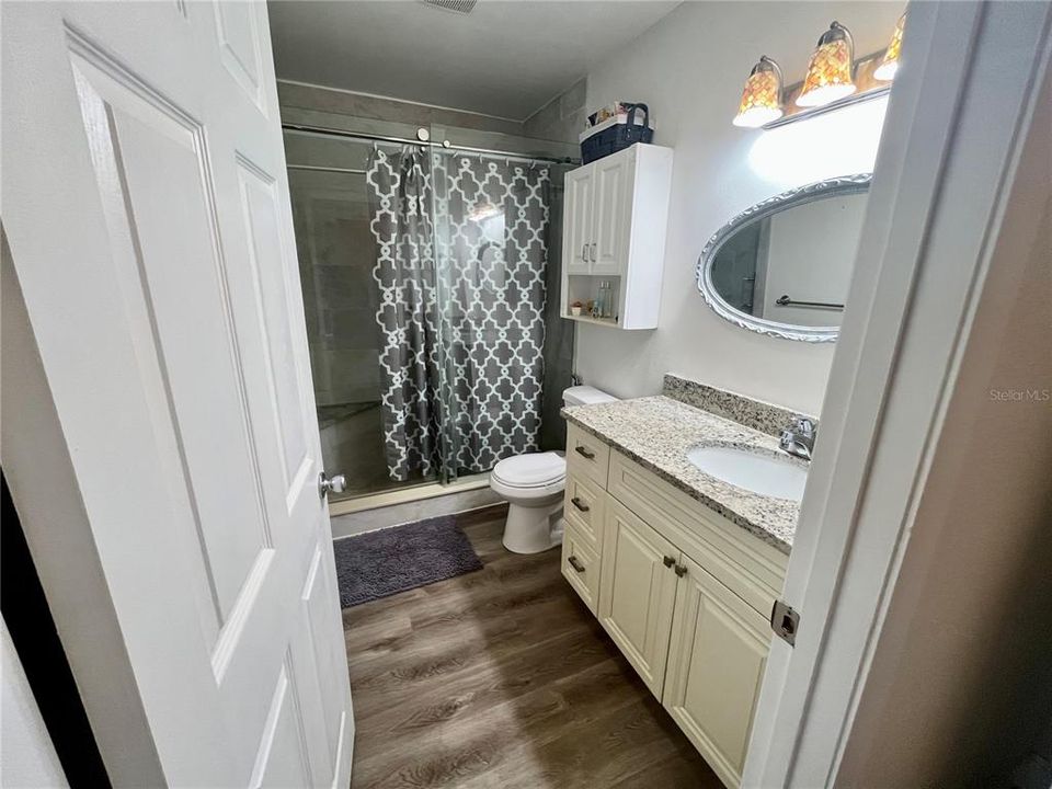 For Sale: $265,000 (2 beds, 2 baths, 1370 Square Feet)