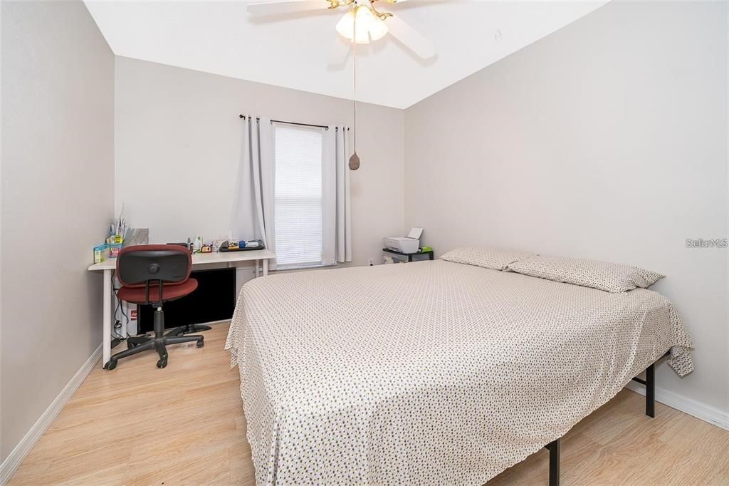 В аренду: $1,450 (2 спален, 2 ванн, 1013 Квадратных фут)