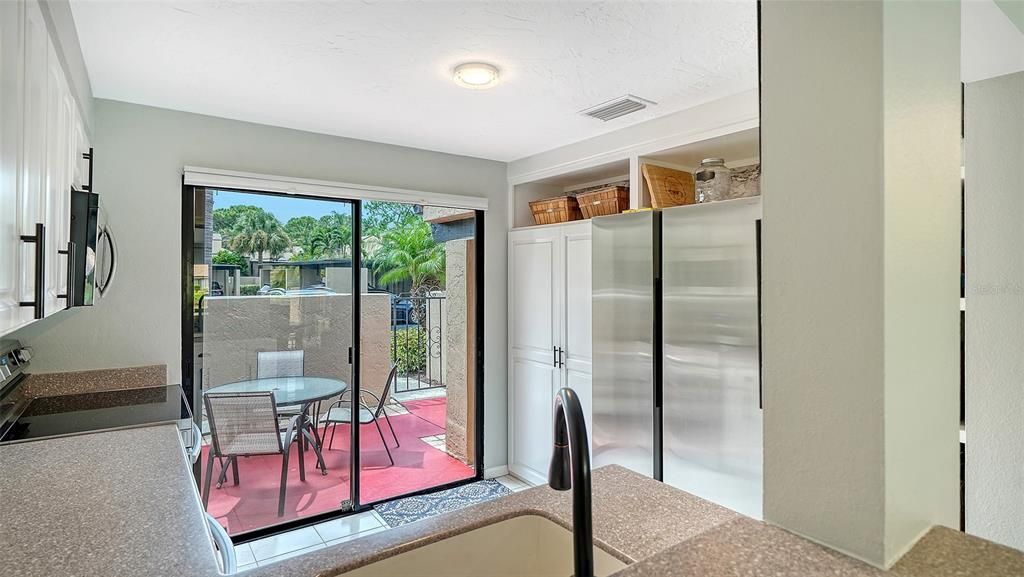 En Venta: $289,500 (3 camas, 2 baños, 1596 Pies cuadrados)