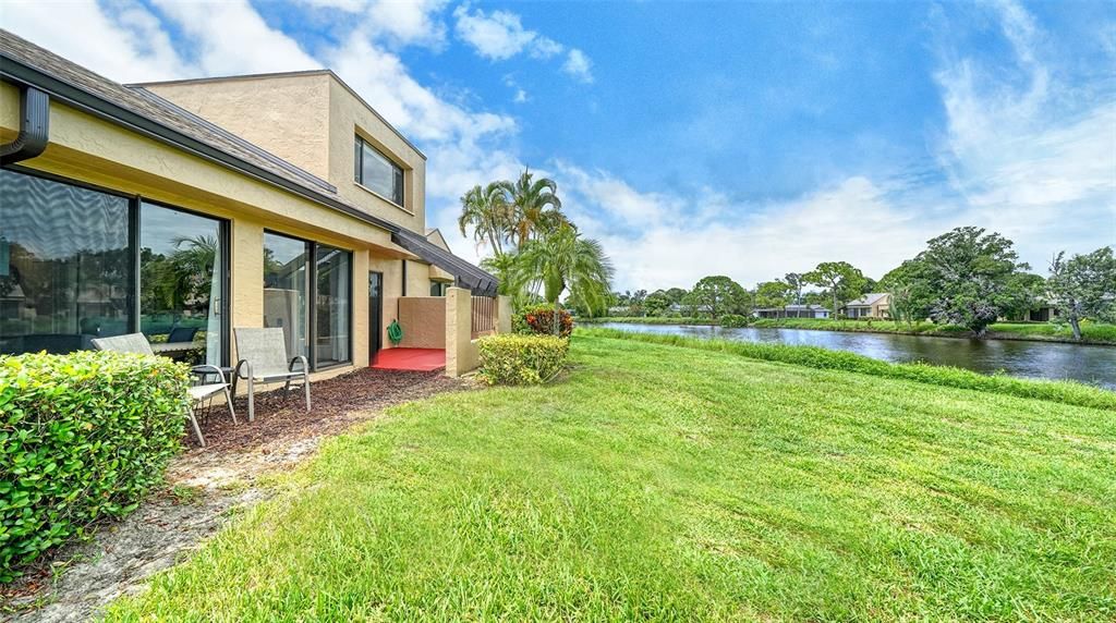 En Venta: $289,500 (3 camas, 2 baños, 1596 Pies cuadrados)
