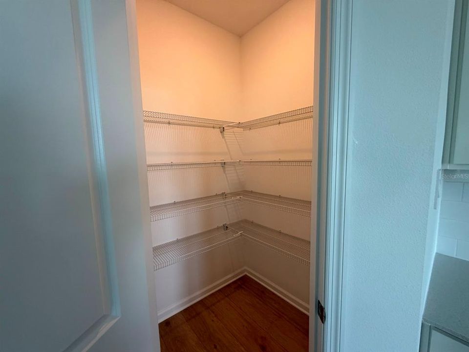 En Renta: $2,800 (4 camas, 2 baños, 2081 Pies cuadrados)