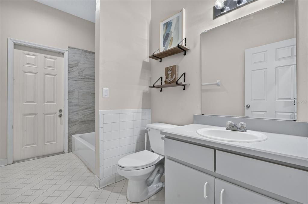 For Sale: $750,000 (4 beds, 2 baths, 2149 Square Feet)