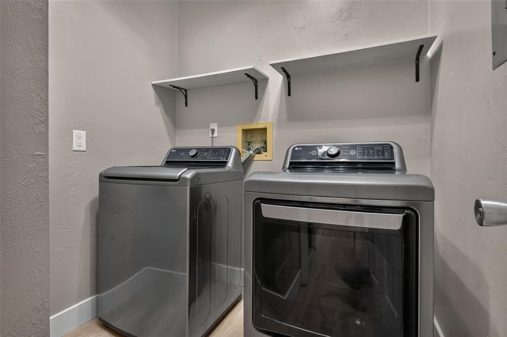For Sale: $750,000 (4 beds, 2 baths, 2149 Square Feet)