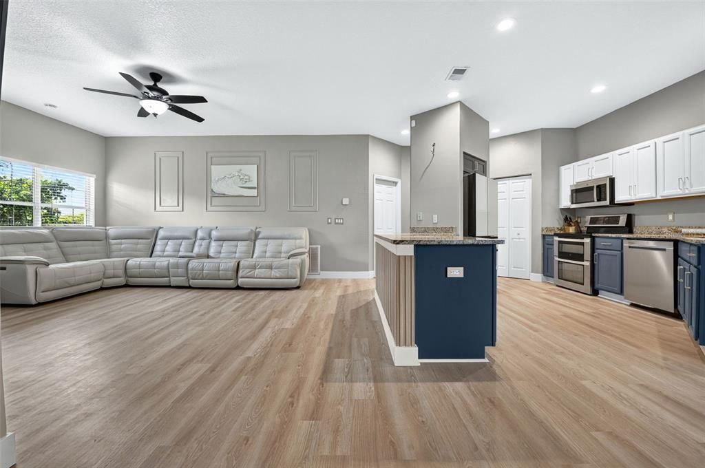 For Sale: $750,000 (4 beds, 2 baths, 2149 Square Feet)