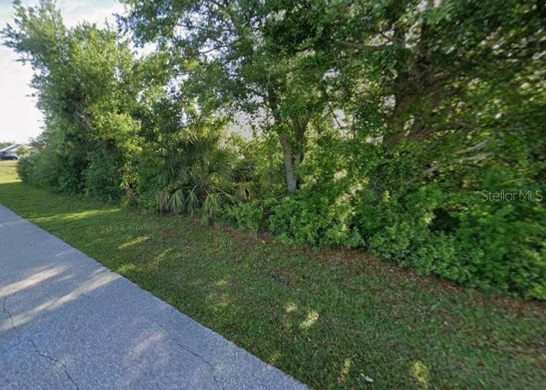 En Venta: $29,000 (0.23 acres)