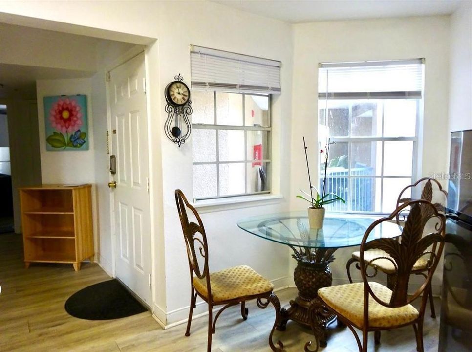 For Sale: $248,000 (3 beds, 2 baths, 1466 Square Feet)