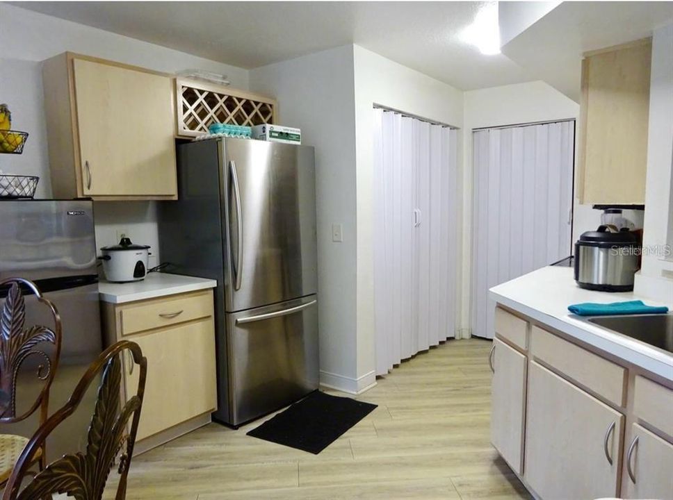 For Sale: $248,000 (3 beds, 2 baths, 1466 Square Feet)
