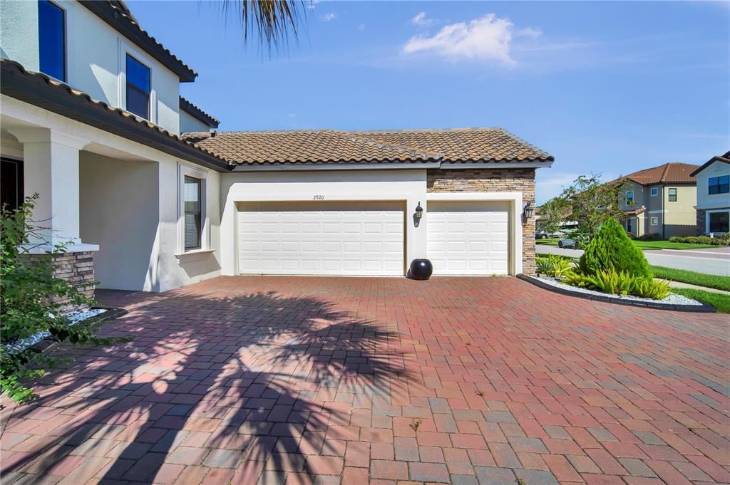 En Venta: $799,000 (5 camas, 4 baños, 3857 Pies cuadrados)