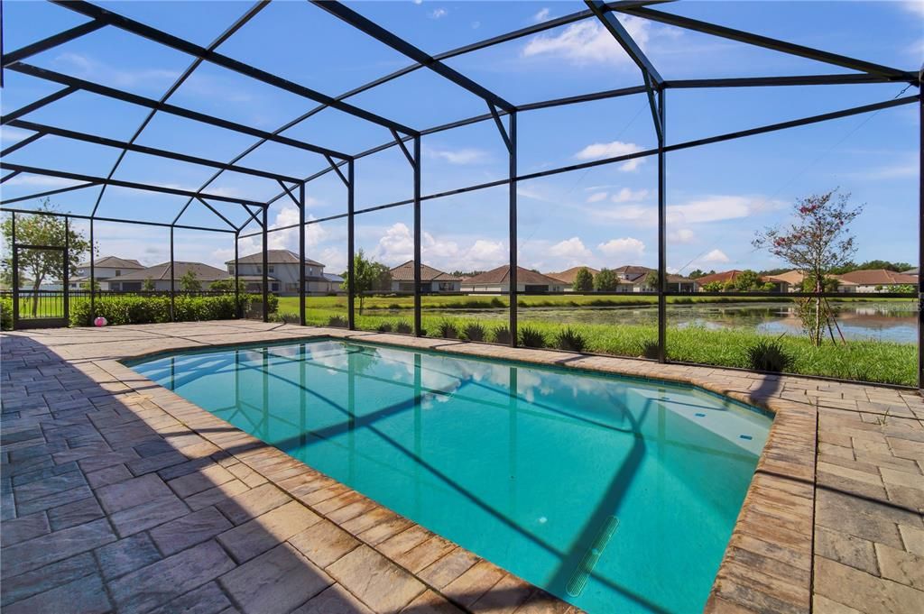 En Venta: $799,000 (5 camas, 4 baños, 3857 Pies cuadrados)