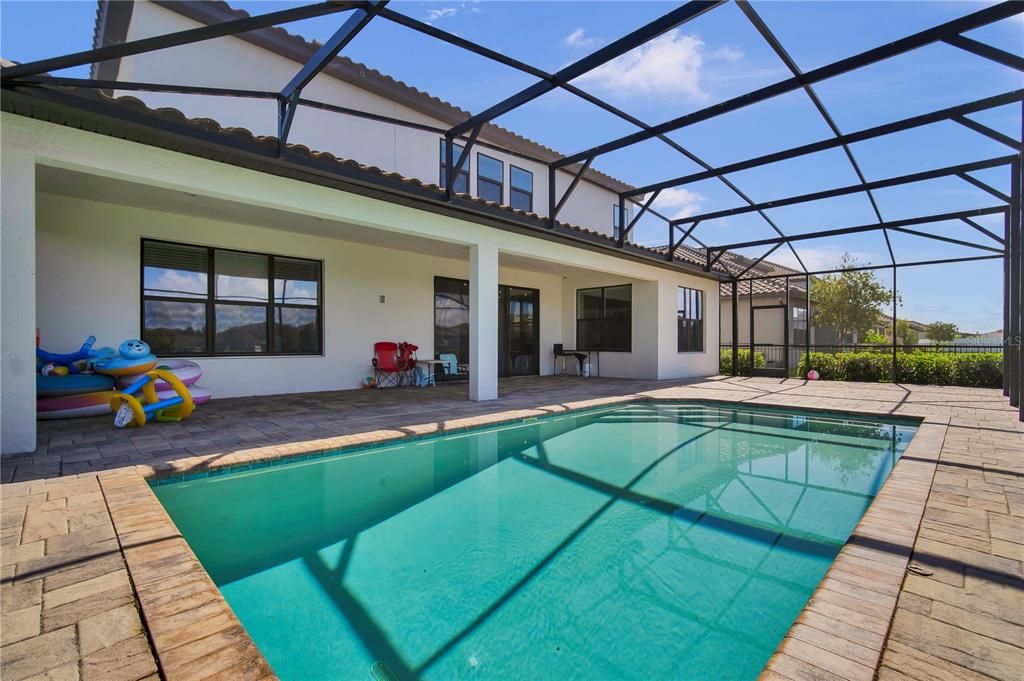 En Venta: $799,000 (5 camas, 4 baños, 3857 Pies cuadrados)
