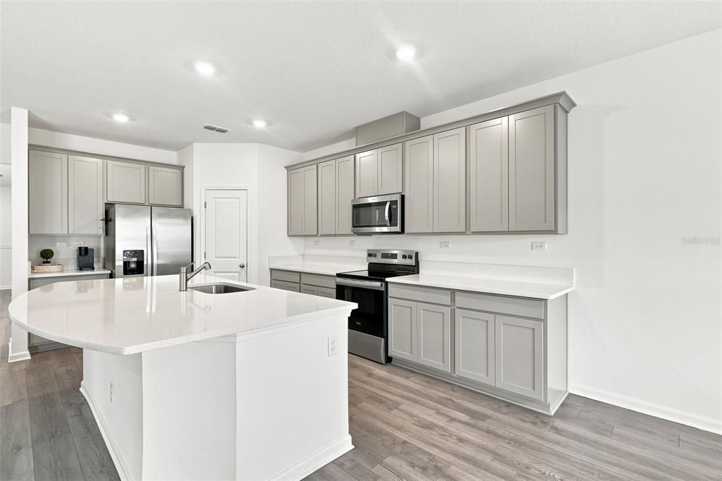 For Sale: $484,990 (5 beds, 3 baths, 3512 Square Feet)