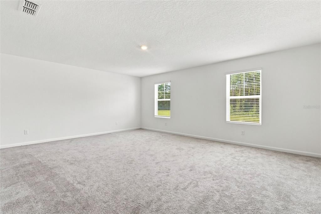 For Sale: $484,990 (5 beds, 3 baths, 3512 Square Feet)