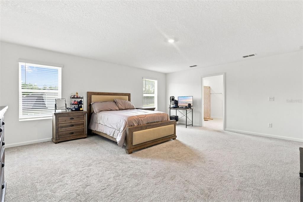 For Sale: $484,990 (5 beds, 3 baths, 3512 Square Feet)