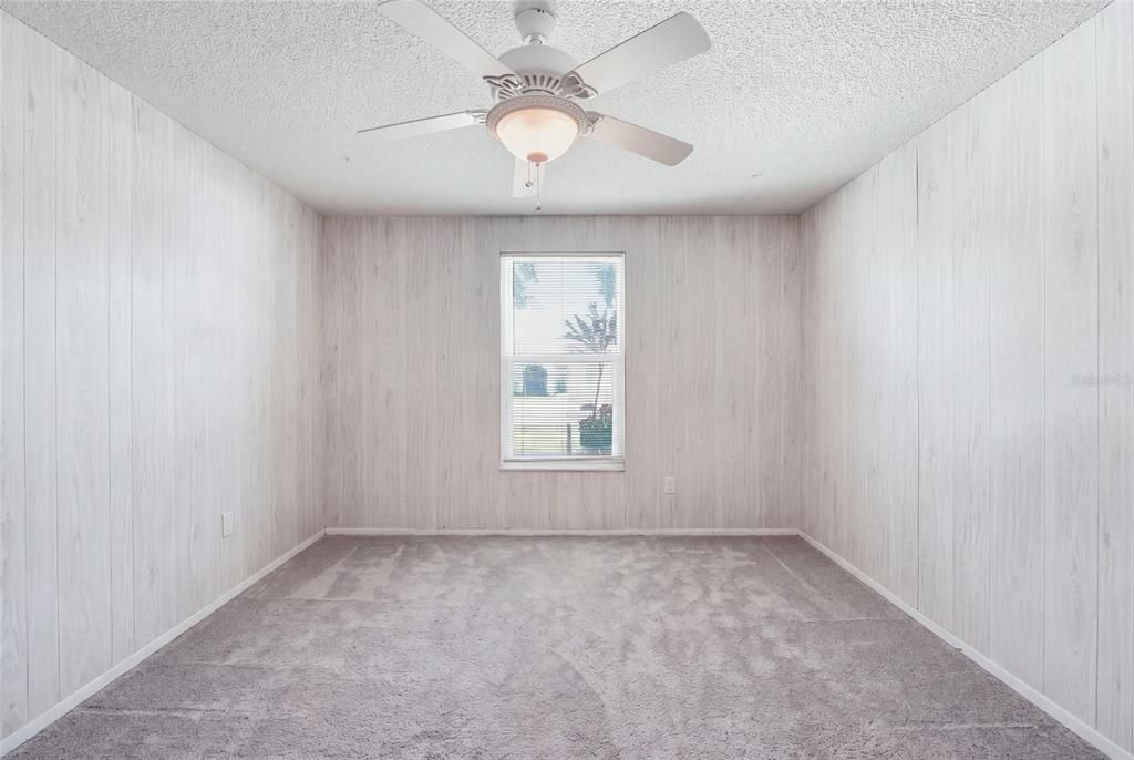 For Sale: $345,000 (2 beds, 2 baths, 1220 Square Feet)