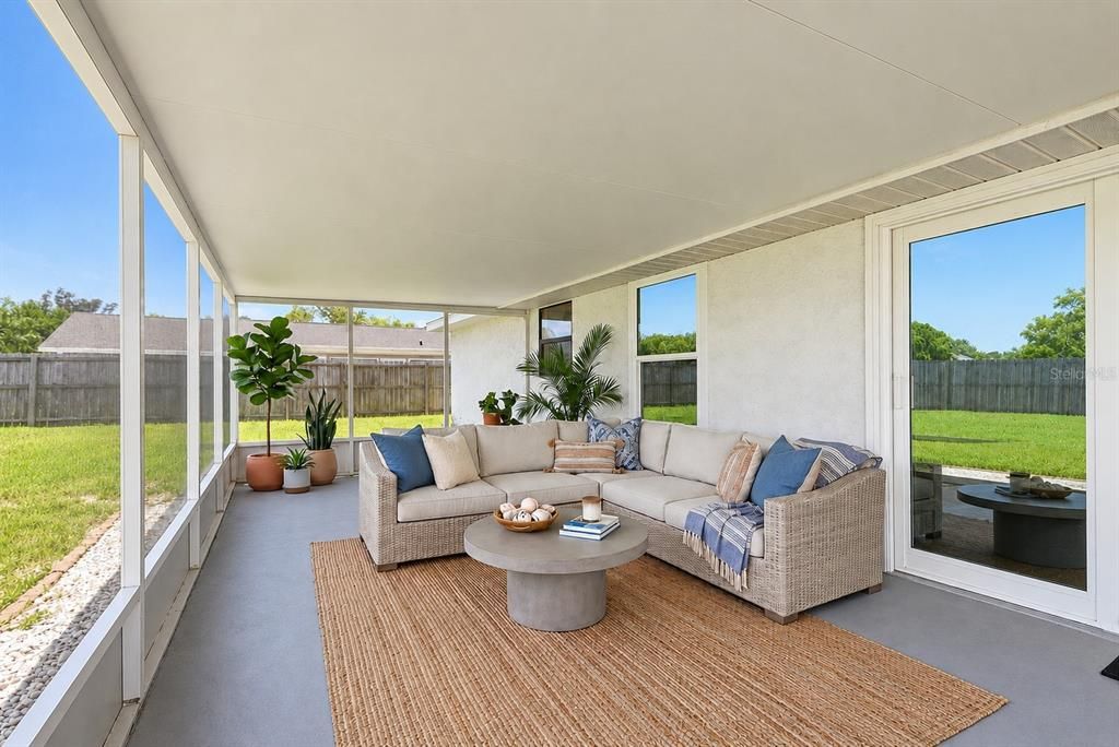 For Sale: $345,000 (2 beds, 2 baths, 1220 Square Feet)