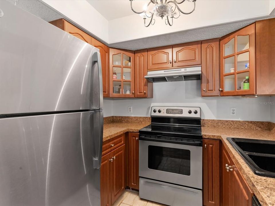 На продажу: $124,900 (1 спален, 1 ванн, 689 Квадратных фут)
