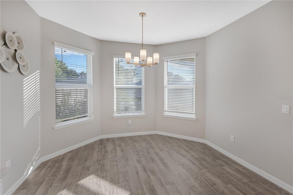 For Rent: $3,600 (5 beds, 4 baths, 3506 Square Feet)