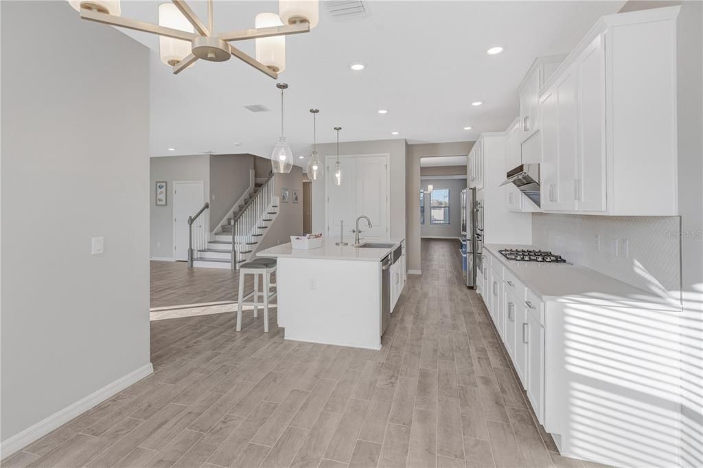 For Rent: $3,600 (5 beds, 4 baths, 3506 Square Feet)