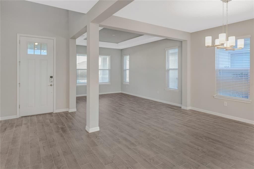 For Rent: $3,600 (5 beds, 4 baths, 3506 Square Feet)