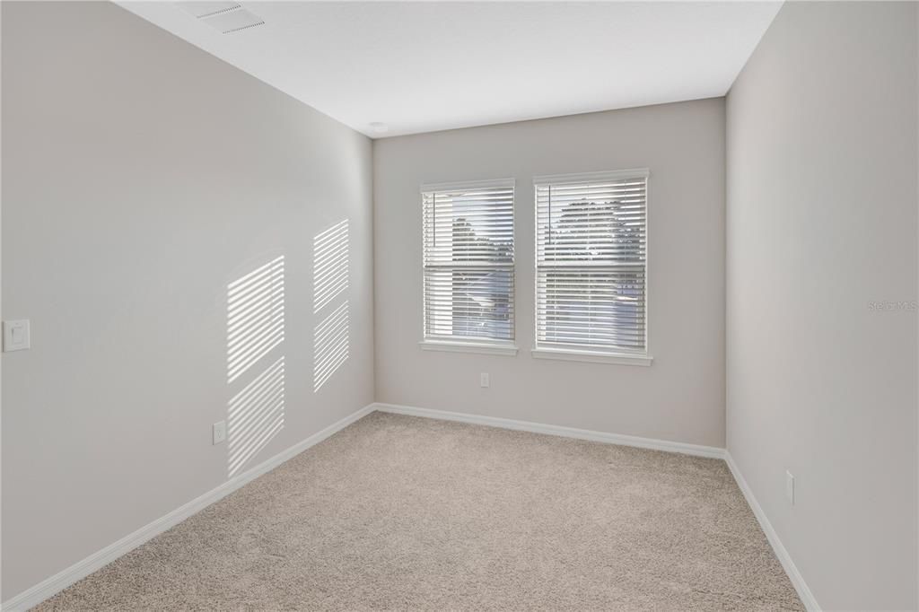 For Rent: $3,600 (5 beds, 4 baths, 3506 Square Feet)