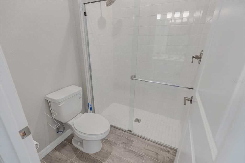 For Rent: $3,600 (5 beds, 4 baths, 3506 Square Feet)
