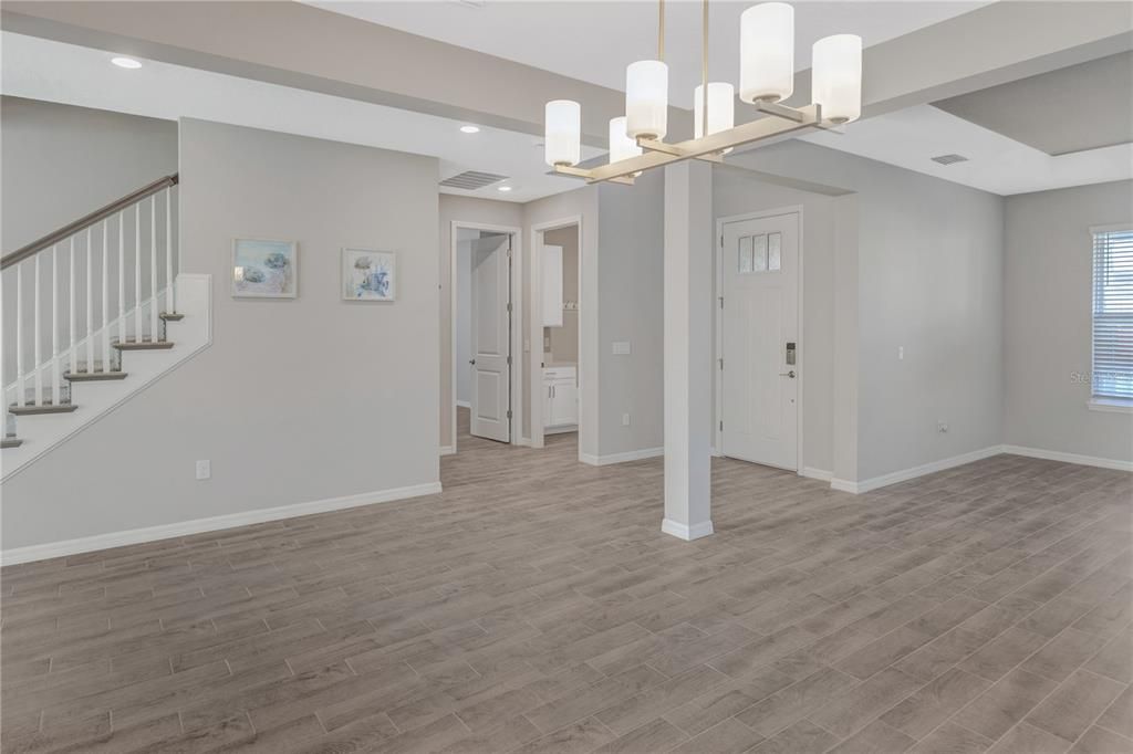 For Rent: $3,600 (5 beds, 4 baths, 3506 Square Feet)