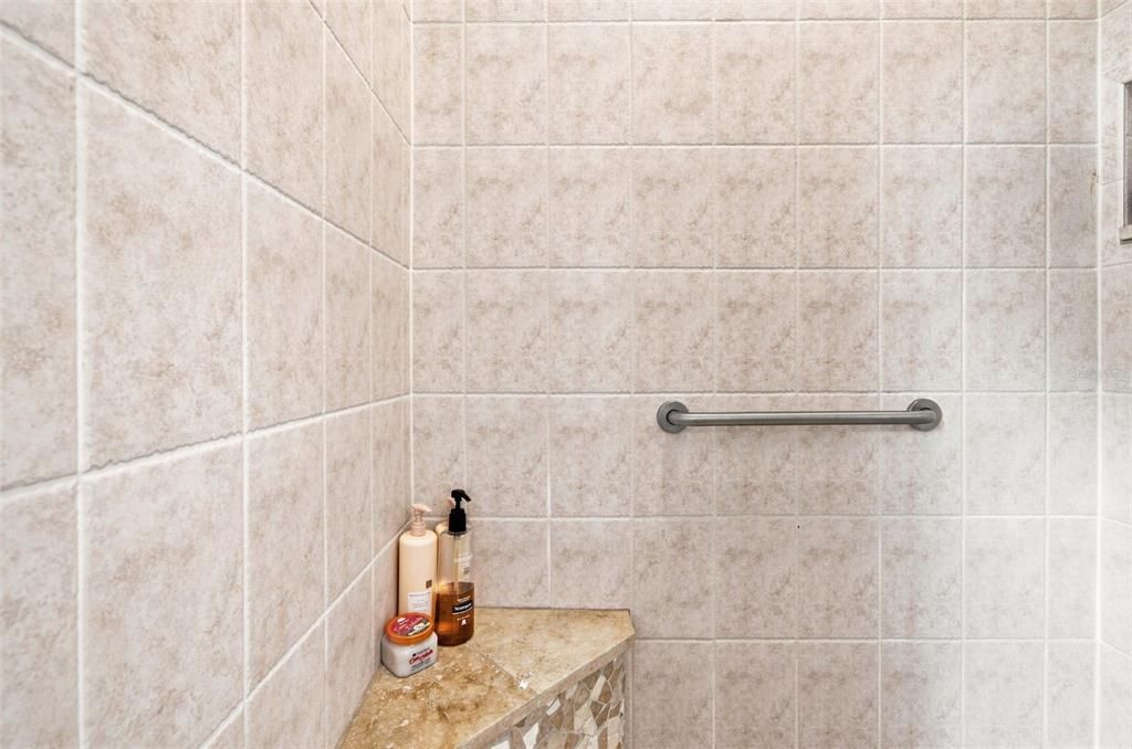 На продажу: $630,000 (3 спален, 2 ванн, 1916 Квадратных фут)