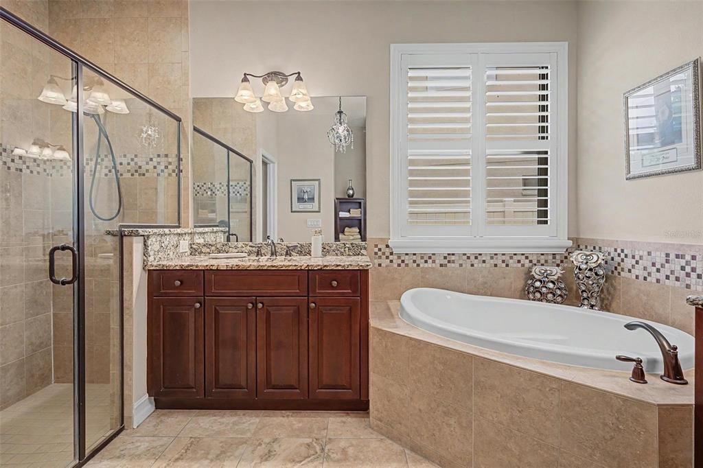 На продажу: $550,000 (3 спален, 2 ванн, 2066 Квадратных фут)