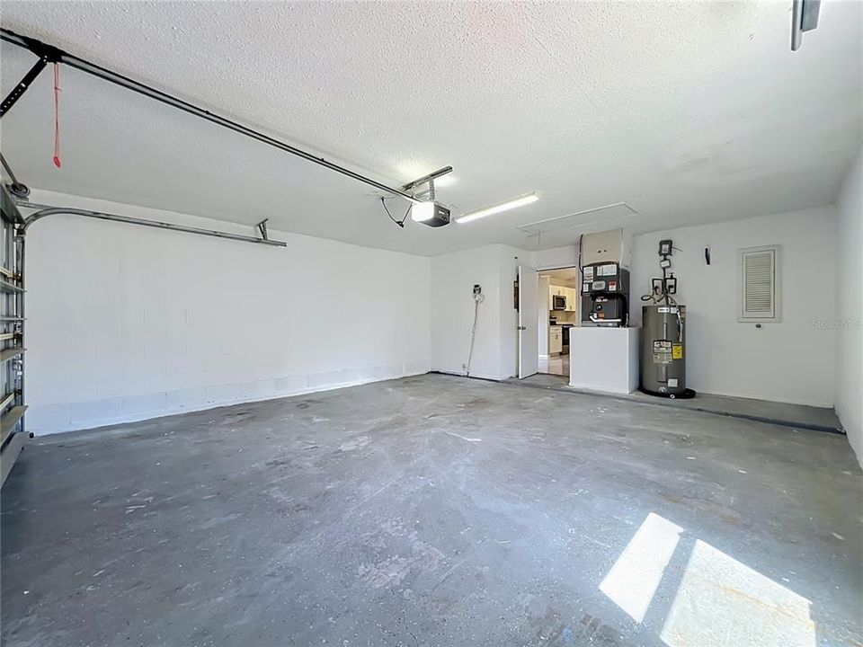En Venta: $360,000 (3 camas, 2 baños, 1897 Pies cuadrados)