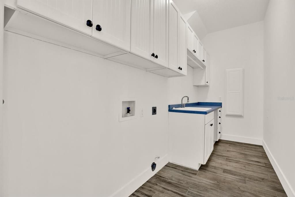 En Renta: $7,995 (5 camas, 4 baños, 3769 Pies cuadrados)